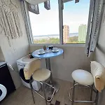 Zornitsa With Sea View And Free Parking شقة
