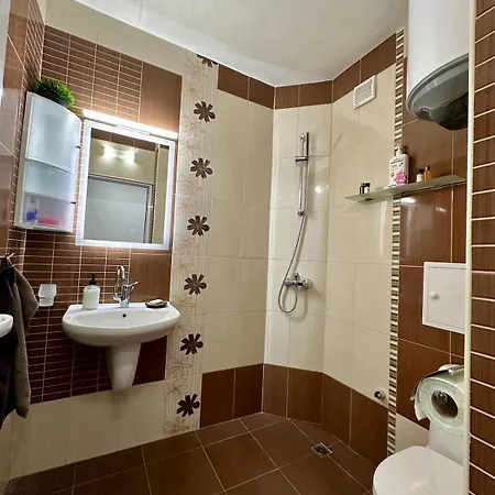 Zornitsa With Sea View And Free Parking Apartman