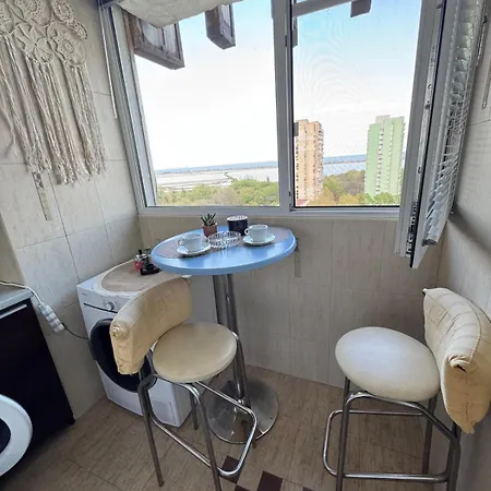 Zornitsa With Sea View And Free Parking Daire